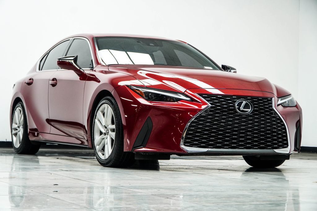 Lexus IS photo 4