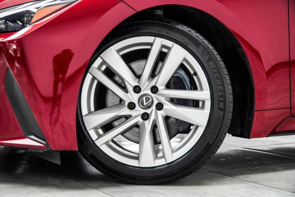 Lexus IS photo 6