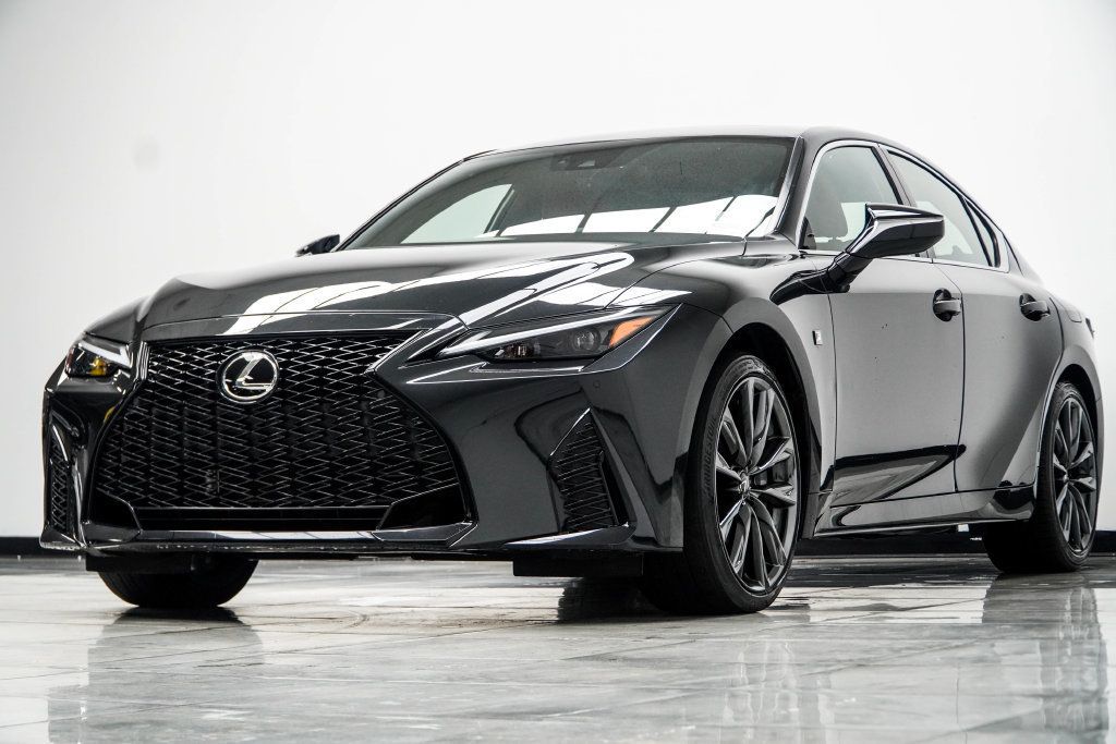 Lexus IS350 photo 9