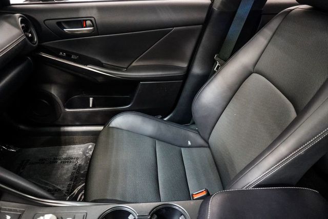 2024 Lexus IS IS 350 F SPORT Design RWD - 23075064 - 38