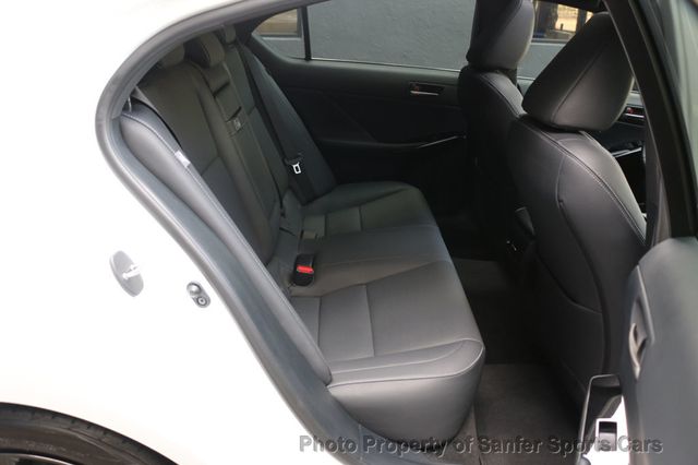 2024 Lexus IS IS 350 F SPORT Design RWD - 22992469 - 32