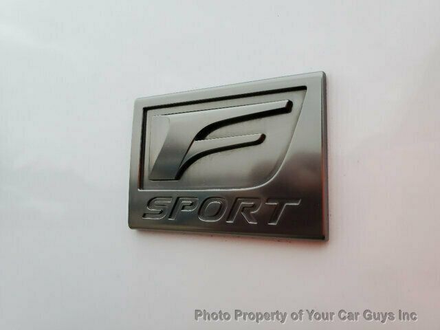 2024 Lexus IS IS 350 F SPORT Design RWD - 22987470 - 32