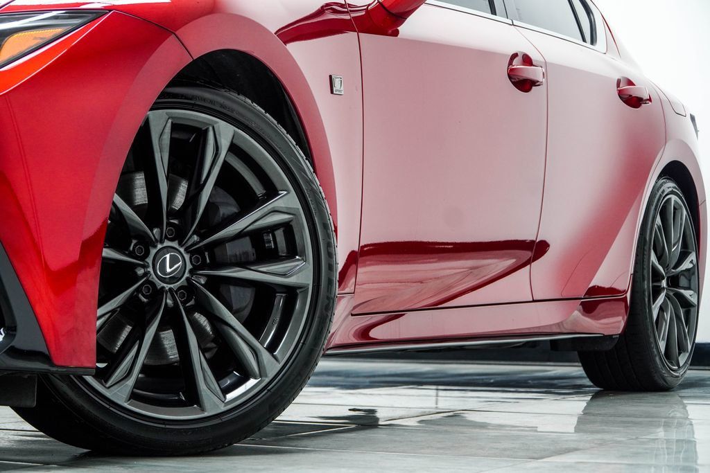 Lexus IS photo 6