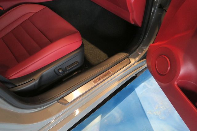 2024 Lexus IS IS 500 F SPORT Performance RWD - 23047103 - 27