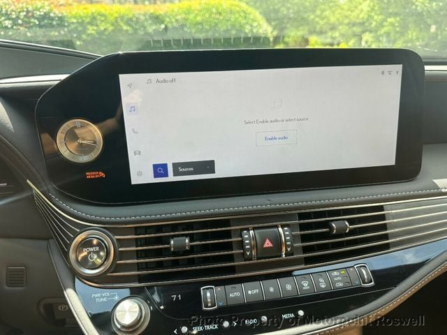 2024 Lexus LS LS 500h AWD - 23026884 - 16