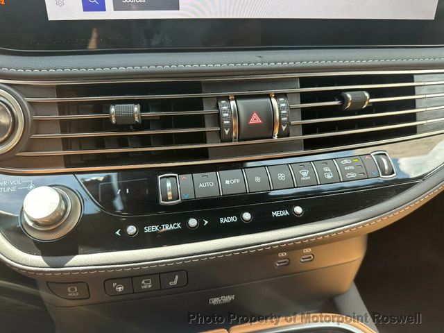 2024 Lexus LS LS 500h AWD - 23026884 - 19