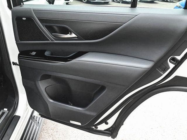 2024 Lexus LX 600 Premium - 23040914 - 11