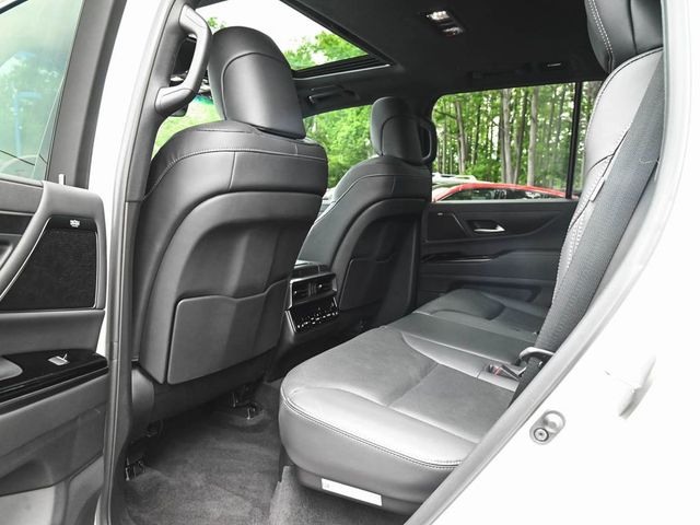 2024 Lexus LX 600 Premium - 23040914 - 26