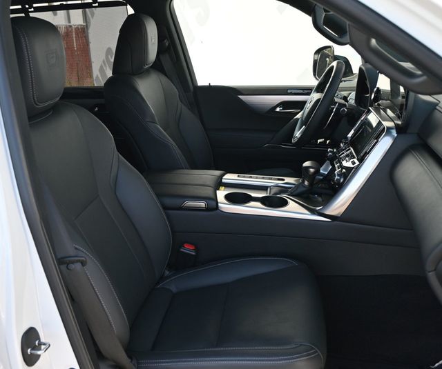 2024 Lexus LX LX 600 F SPORT 4WD - 23004324 - 17