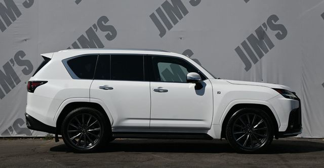 2024 Lexus LX LX 600 F SPORT 4WD - 23004324 - 3