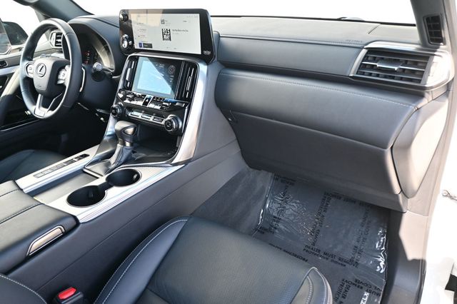2024 Lexus LX LX 600 F SPORT 4WD - 23004324 - 8