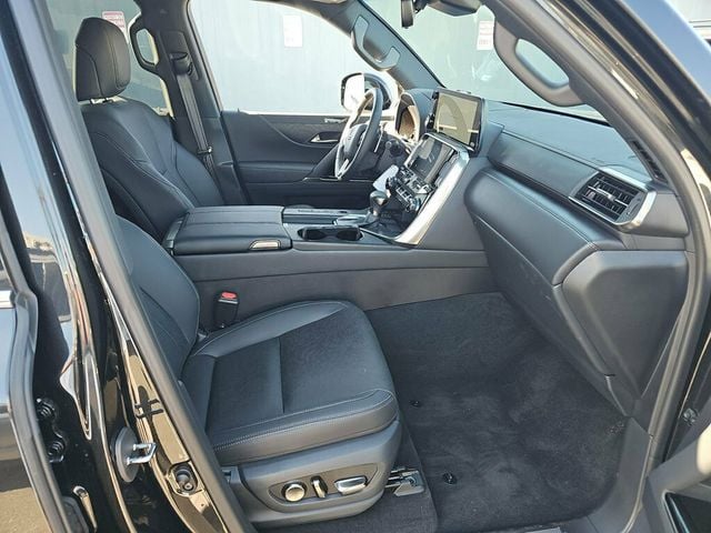 2024 Lexus LX LX 600 Premium 4WD - 22955363 - 6