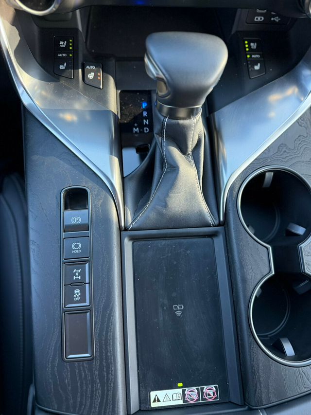 2024 Lexus LX LX 600 Premium 4WD - 22987155 - 18