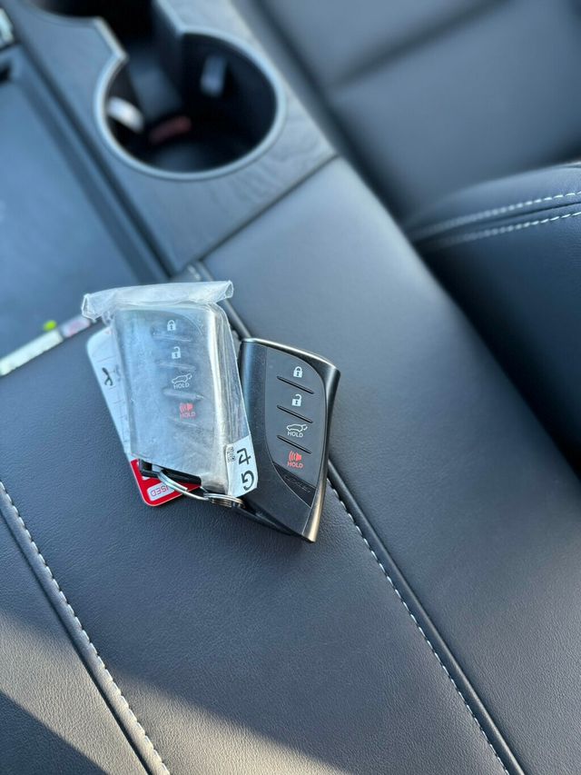 2024 Lexus LX LX 600 Premium 4WD - 22987155 - 26