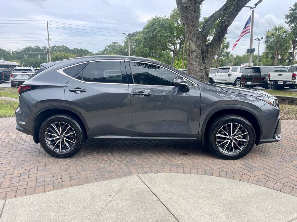 2024 Lexus NX 250 photo 7