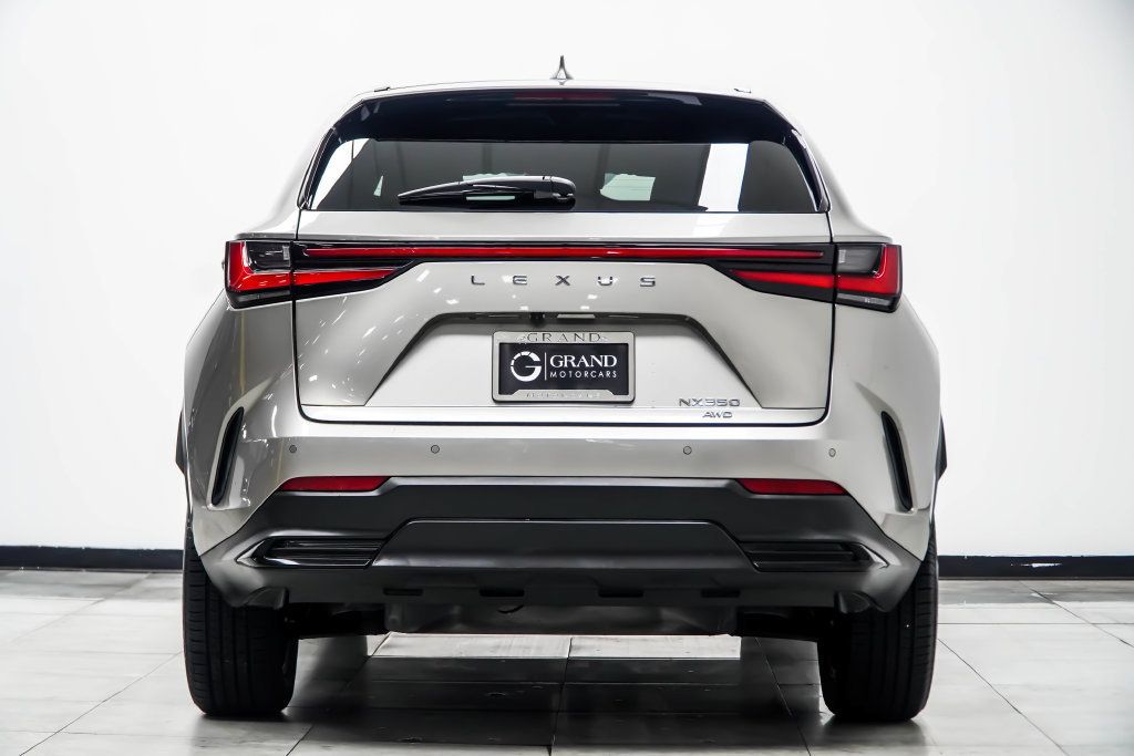 Lexus NX photo 13