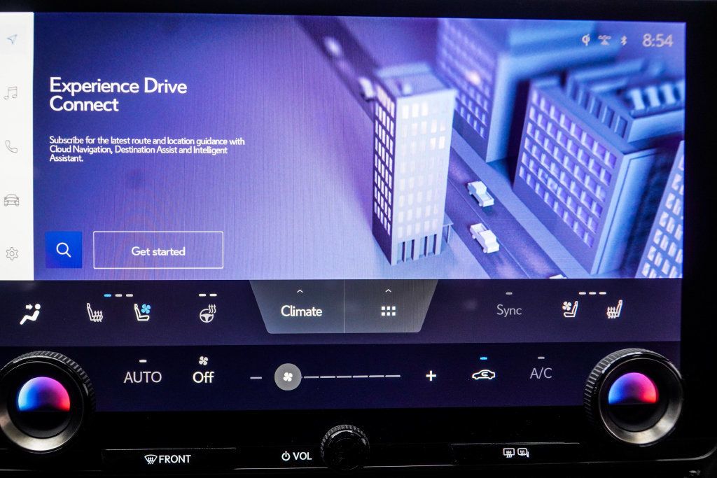 Lexus NX photo 25