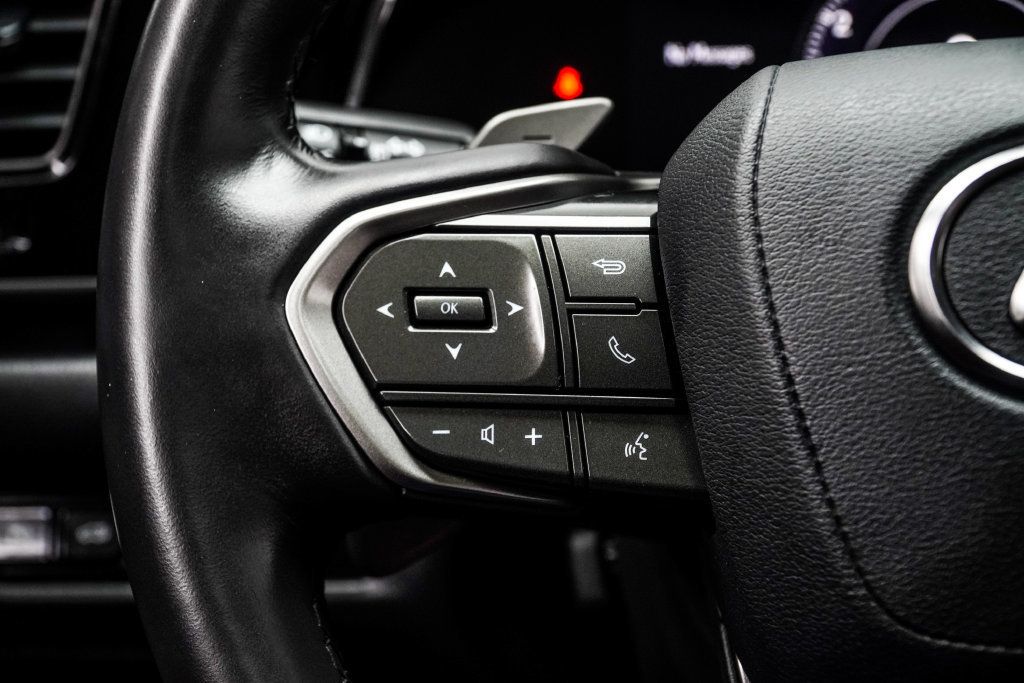 Lexus NX photo 31