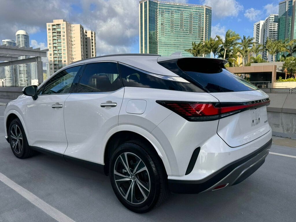 2024 Lexus RX 1-Owner, Technology Package, Balance of factory warranty! - 23032847 - 15