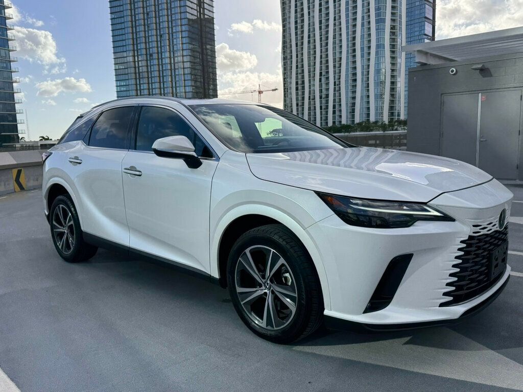 2024 Lexus RX 1-Owner, Technology Package, Balance of factory warranty! - 23032847 - 19