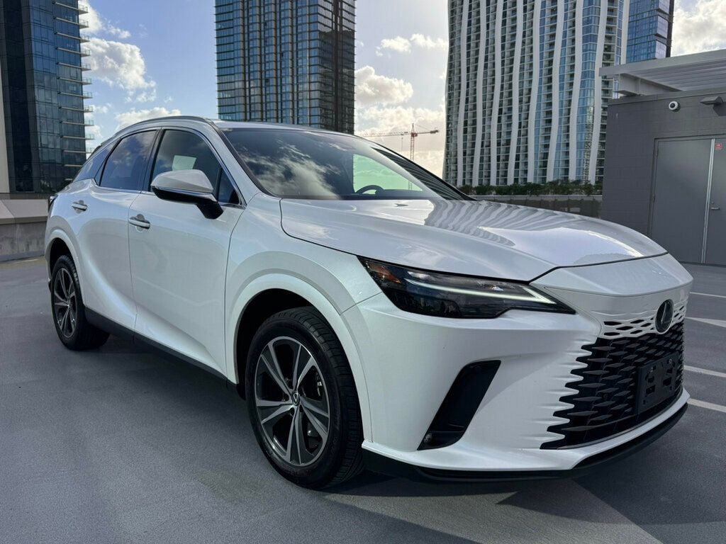 2024 Lexus RX 1-Owner, Technology Package, Balance of factory warranty! - 23032847 - 2