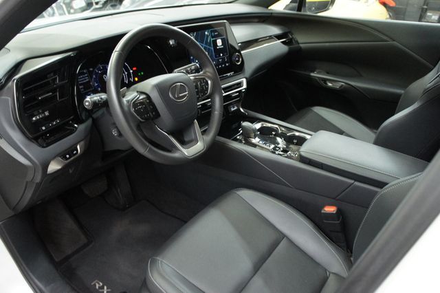 2024 Lexus RX 1-Owner, Technology Package, Balance of factory warranty! - 23032847 - 29