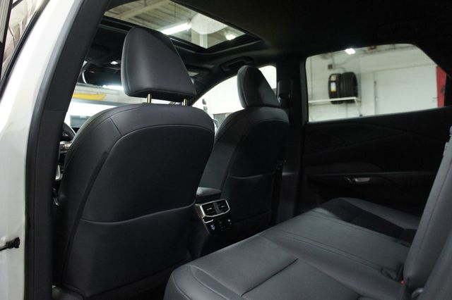 2024 Lexus RX 1-Owner, Technology Package, Balance of factory warranty! - 23032847 - 34