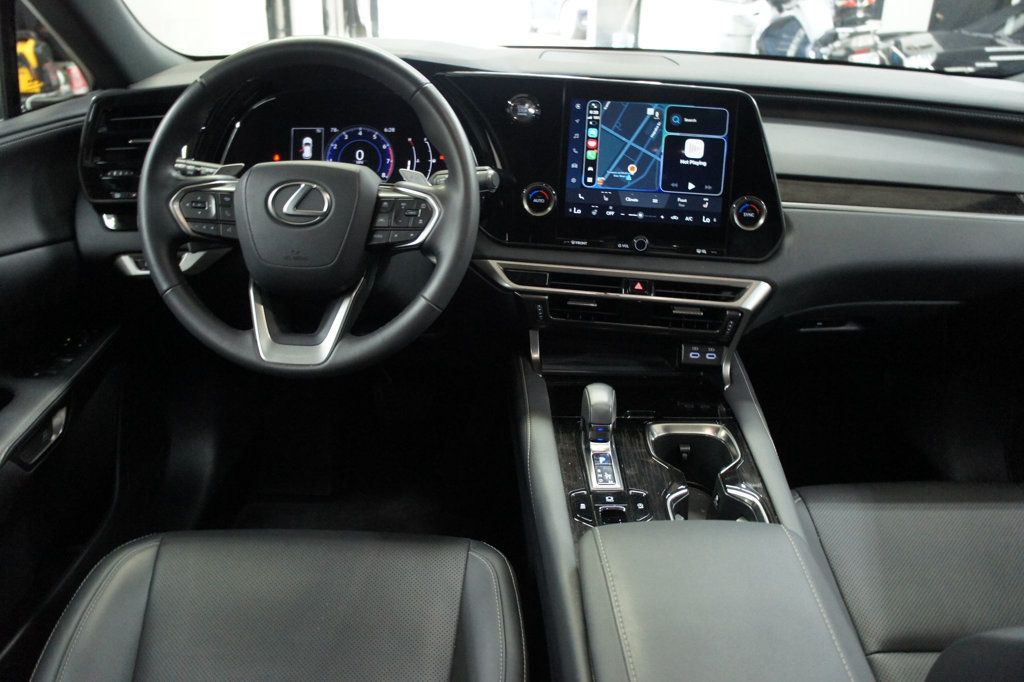 2024 Lexus RX 1-Owner, Technology Package, Balance of factory warranty! - 23032847 - 36