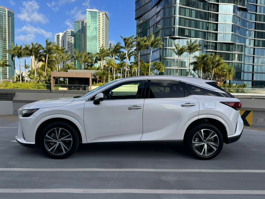 2024 Lexus RX 1-Owner, Technology Package, Balance of factory warranty! - 23032847 - 6