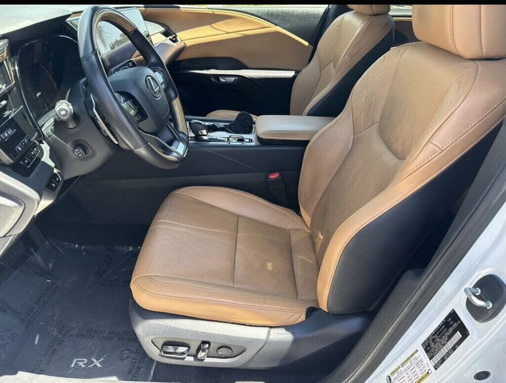 2024 Lexus RX PremiumPlus/ColdAreaPkg/TechnologyPkg/Heated&CooledSeats/NAV - 23072428 - 2
