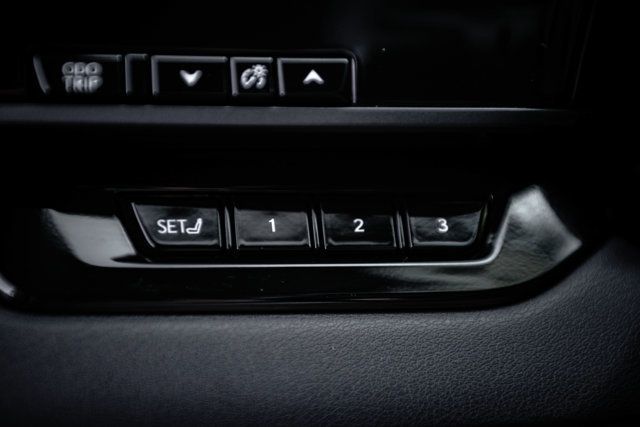 2024 Lexus RX PremiumPlus-FWD/ColdAreaPkg/TrafficJamAssist/Heated&CooledSeats - 23072920 - 33