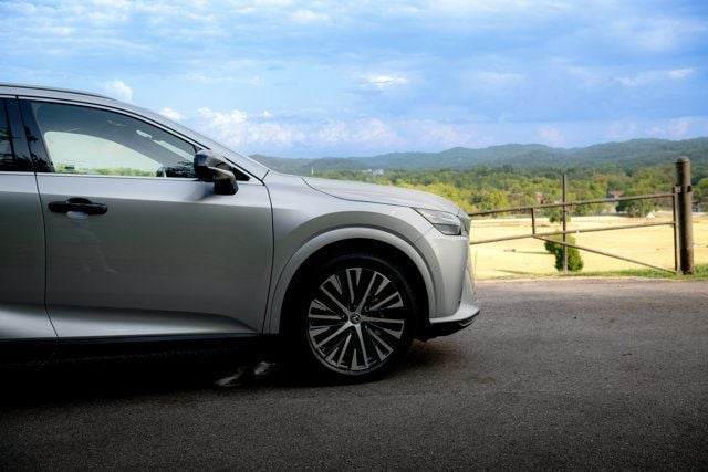 2024 Lexus RX PremiumPlus-FWD/ColdAreaPkg/TrafficJamAssist/Heated&CooledSeats - 23072920 - 3