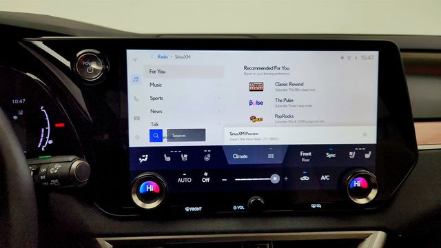 2024 Lexus RX RX 350 Luxury AWD with Convenience Package & Mark Levinson Audio - 22975516 - 17