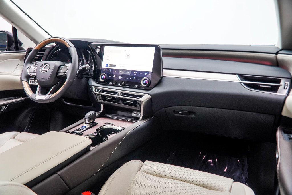 Lexus RX photo 20