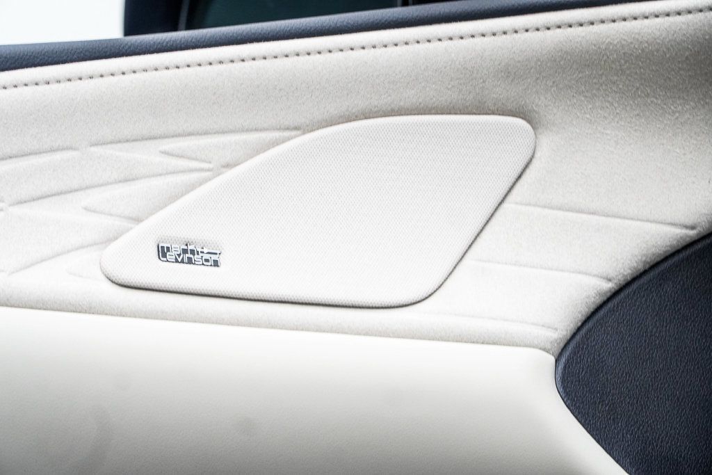 Lexus RX photo 35