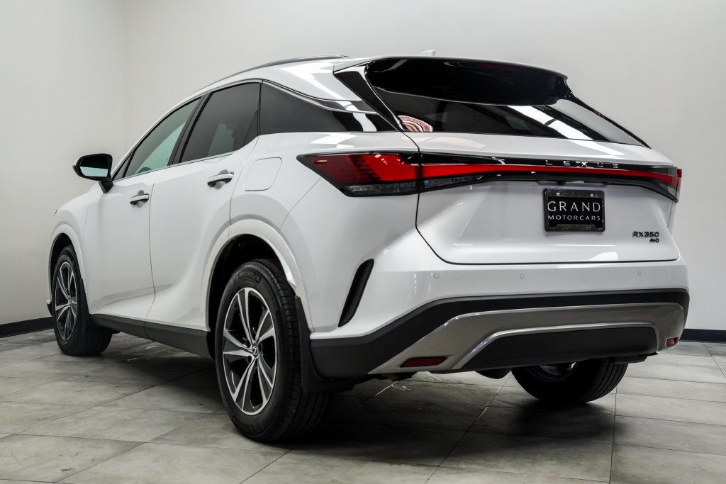 Lexus RX photo 12