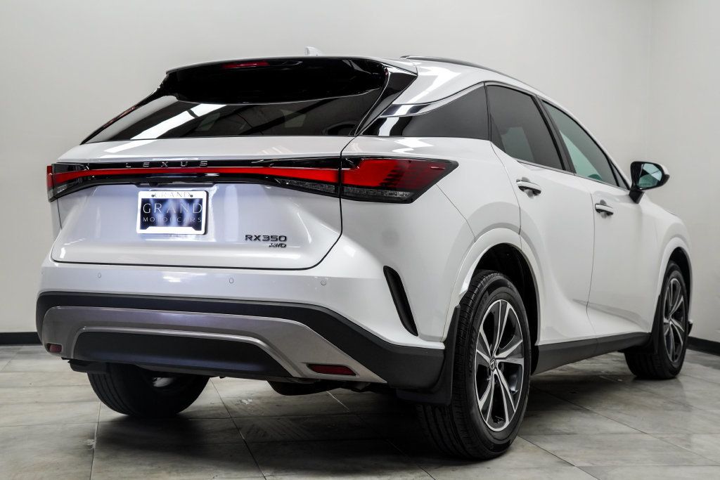 Lexus RX photo 13