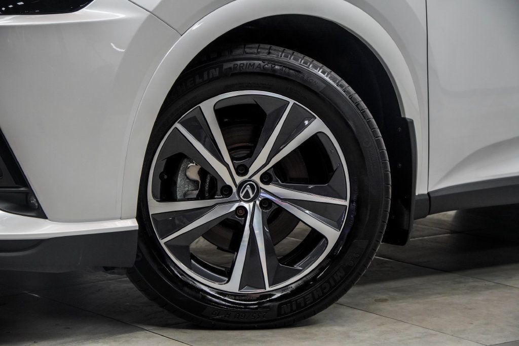 Lexus RX photo 4