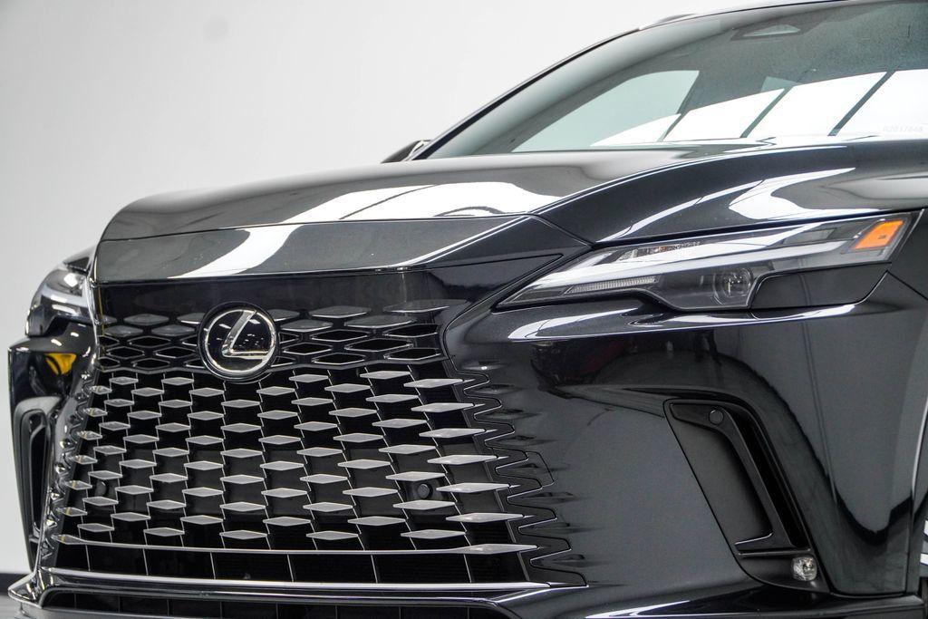 Lexus RX photo 2