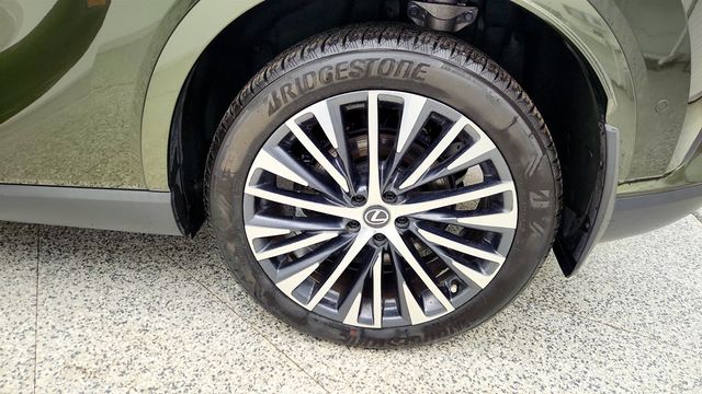 2024 Lexus RX RX 350 Premium Plus AWD w/ Convenience Pkg & 21''Alloy Wheels - 22997432 - 8