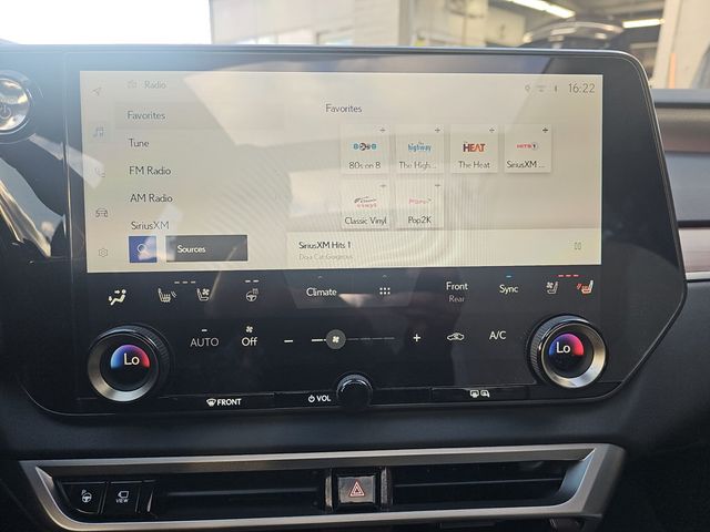 2024 Lexus RX RX 450h+ Luxury AWD - 22987961 - 13