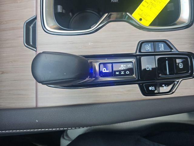 2024 Lexus RX RX 450h+ Luxury AWD - 22987961 - 32