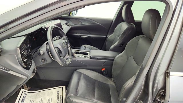 2024 Lexus RX RX 450h+ Luxury AWD w/ Premium LED Headlights & Convenience Pkg - 22958769 - 18