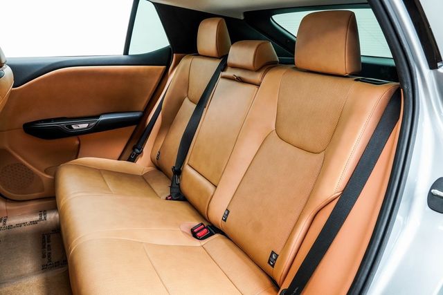 2024 Lexus RZ 300e Premium - 22982007 - 38