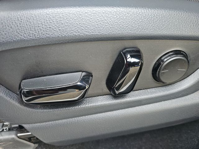 2024 Lexus RZ 450e Premium - 22982242 - 16