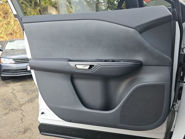 2024 Lexus RZ 450e Premium - 22982242 - 17