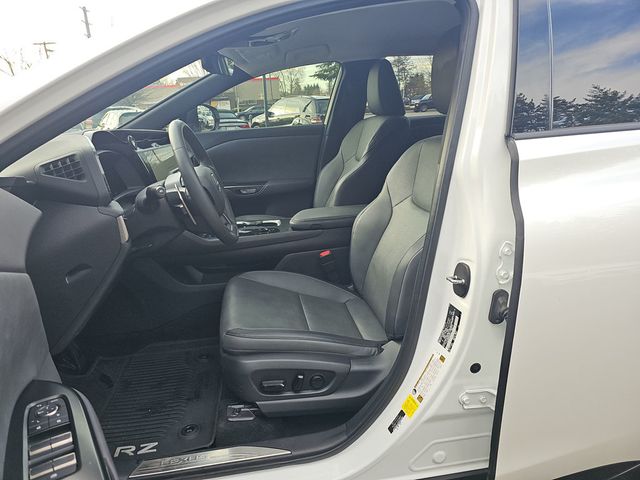 2024 Lexus RZ 450e Premium - 22982242 - 8