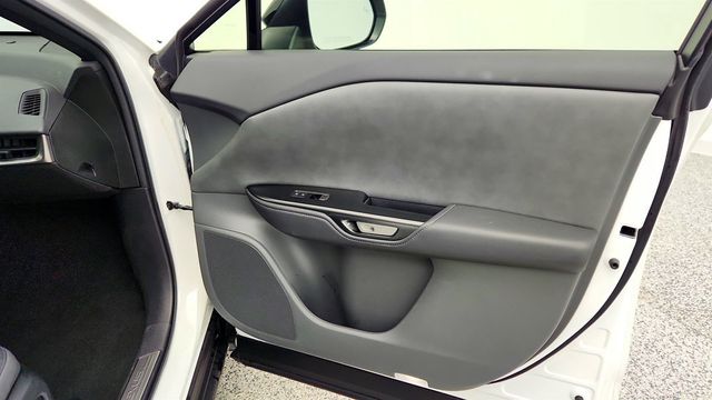 2024 Lexus RZ RZ 450e Premium AWD w/18'' Wheels & Technology Pkg - 22998249 - 23