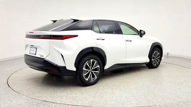 2024 Lexus RZ RZ 450e Premium AWD w/18'' Wheels & Technology Pkg - 22998249 - 4