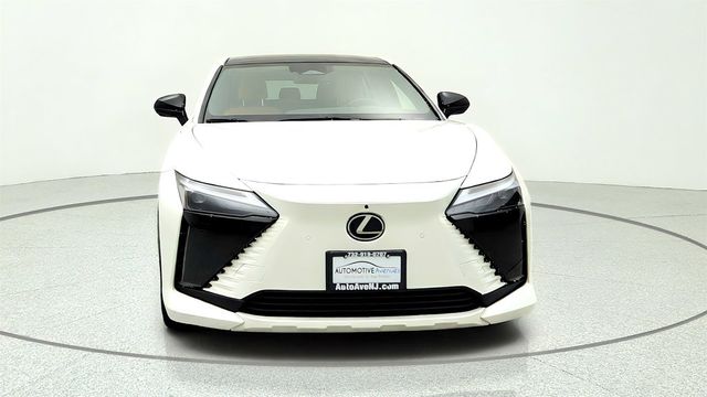 2024 Lexus RZ RZ 450e Premium AWD w/18'' Wheels & Technology Pkg - 23057351 - 1